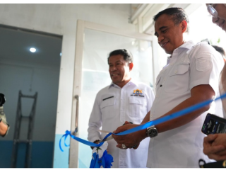 Gubernur Anwar Hafid Tinjau dan Resmikan Dapur MBG SPPG NDR Loji di Parigi